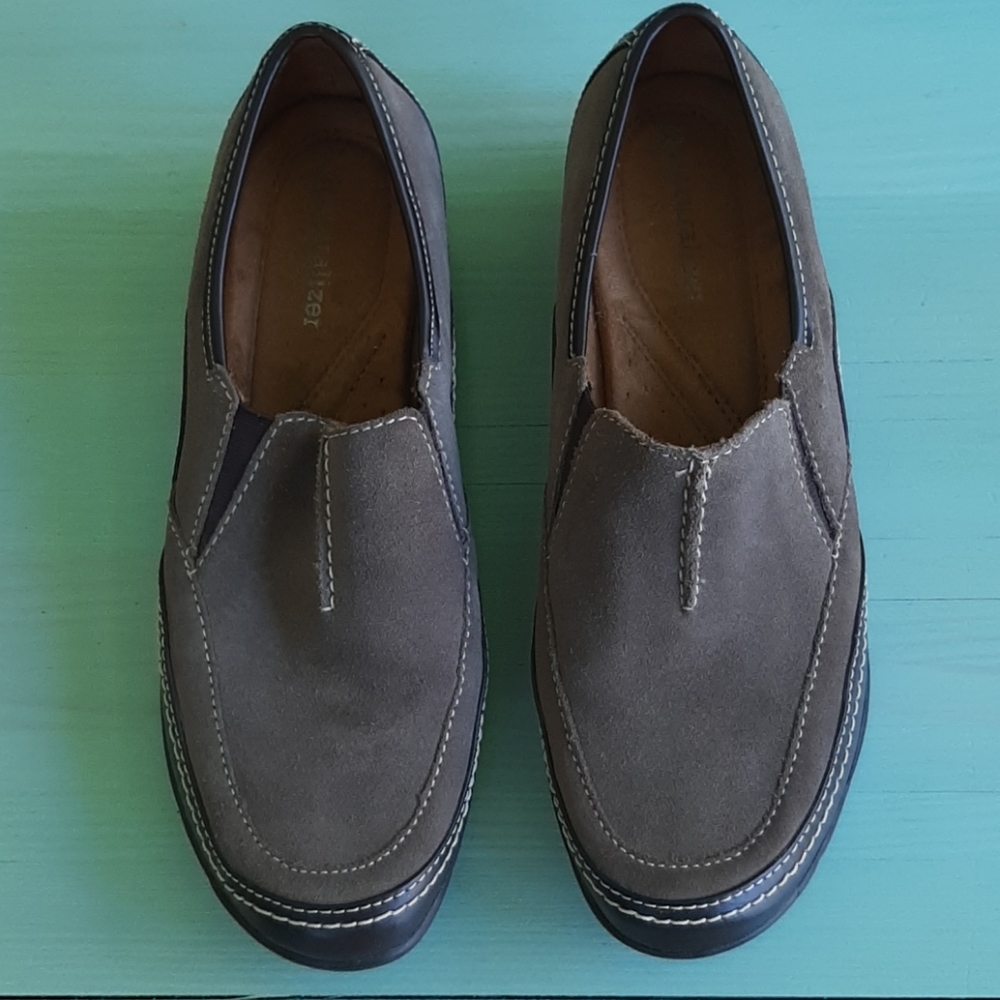 Naturalizer Loafers
